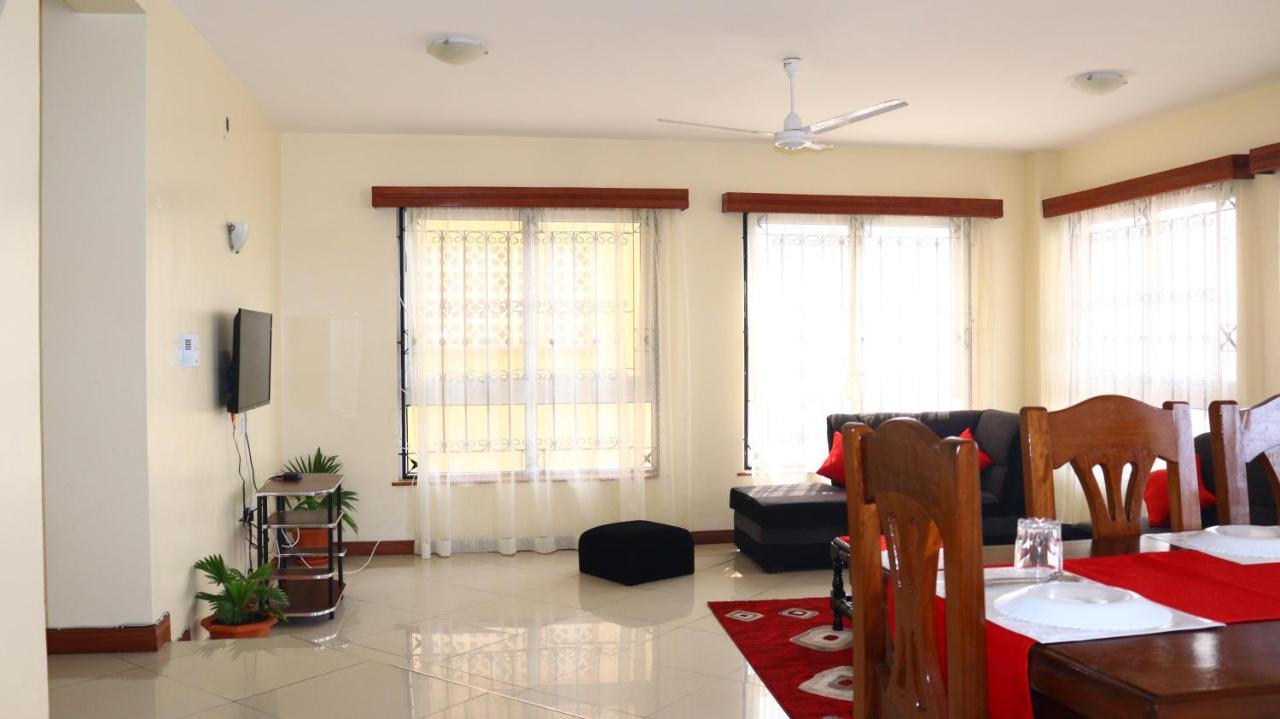 Elna'S Haven - Nyali Sea View Apartment モンバサ エクステリア 写真