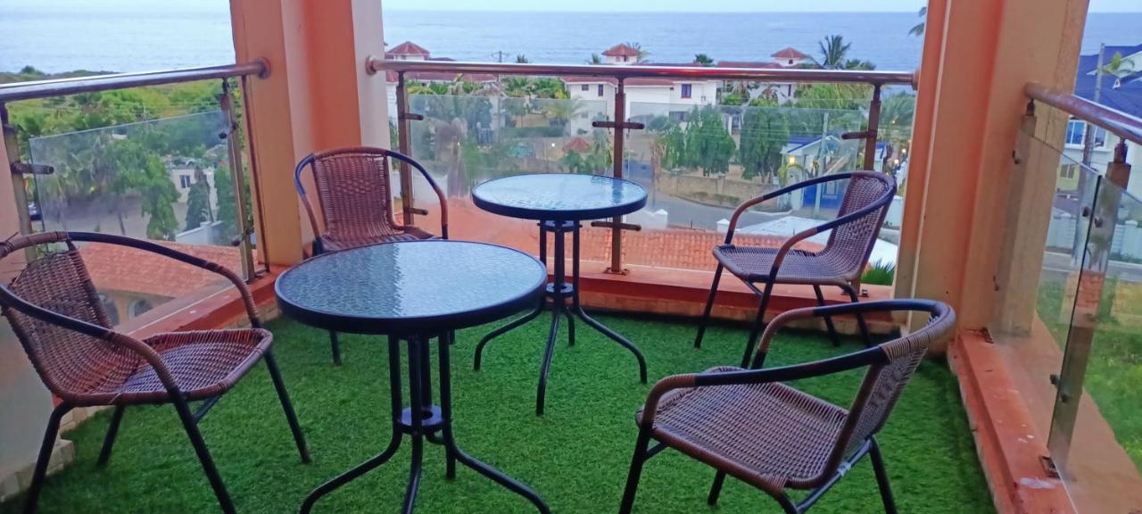 Elna'S Haven - Nyali Sea View Apartment モンバサ エクステリア 写真